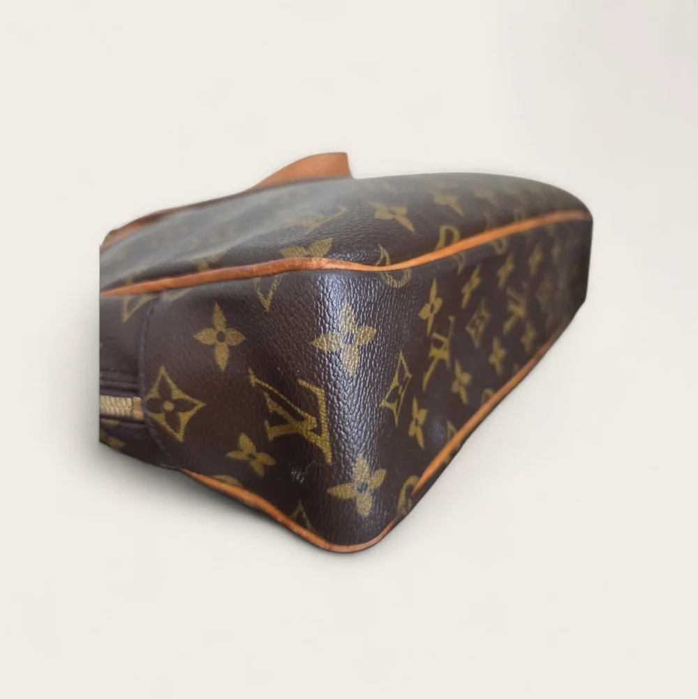 Authentic Louis Vuitton Porte Document Pegasus Monogram Briefcase